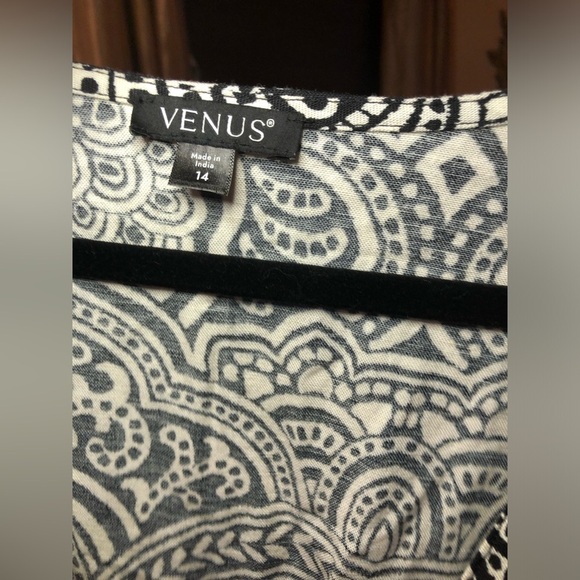 Cotton linen printed romper - Picture 9 of 13